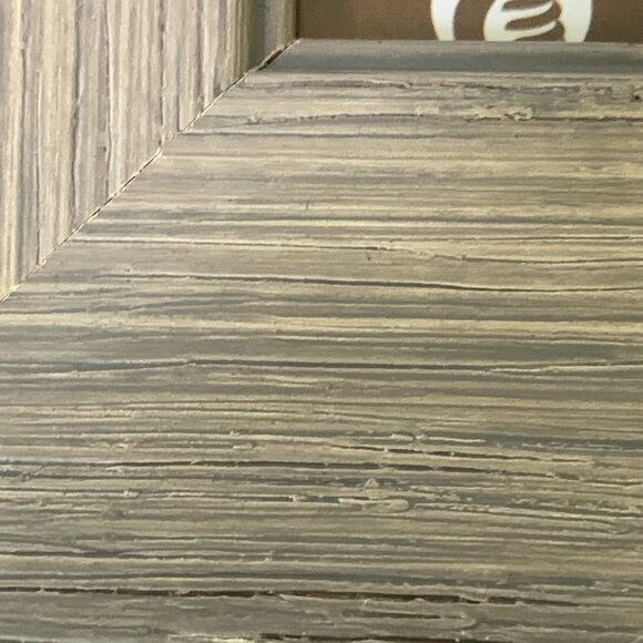 Set of 4 Rustic Wood Picture Frames – 4x6 Gray Brown Distressed Farmhouse Style - Picture 3 of 7